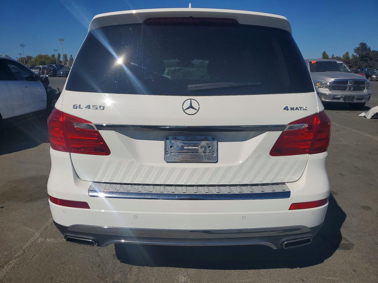2015 Mercedes-benz Gl 450 4matic White vin: 4JGDF6EE8FA475689