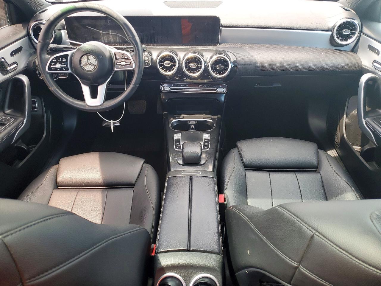 2019 Mercedes-benz A 220 4matic Черный vin: WDD3G4FB0KW026905
