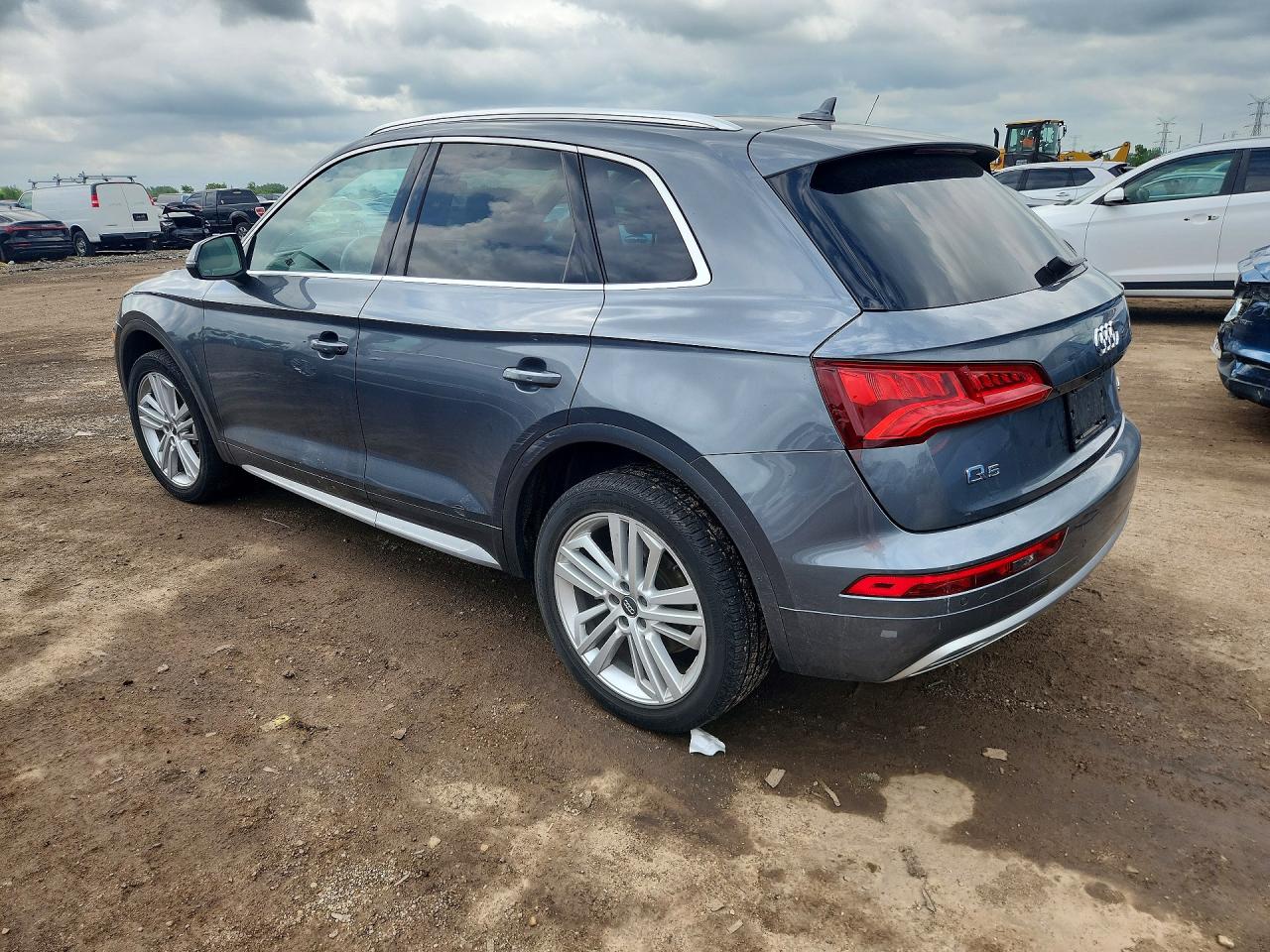 2018 Audi Q5 Premium Plus Серый vin: WA1BNAFY9J2142036
