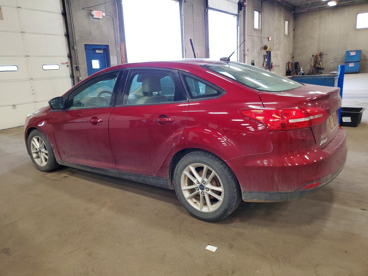 2015 Ford Focus Se Red vin: 1FADP3F20FL338843