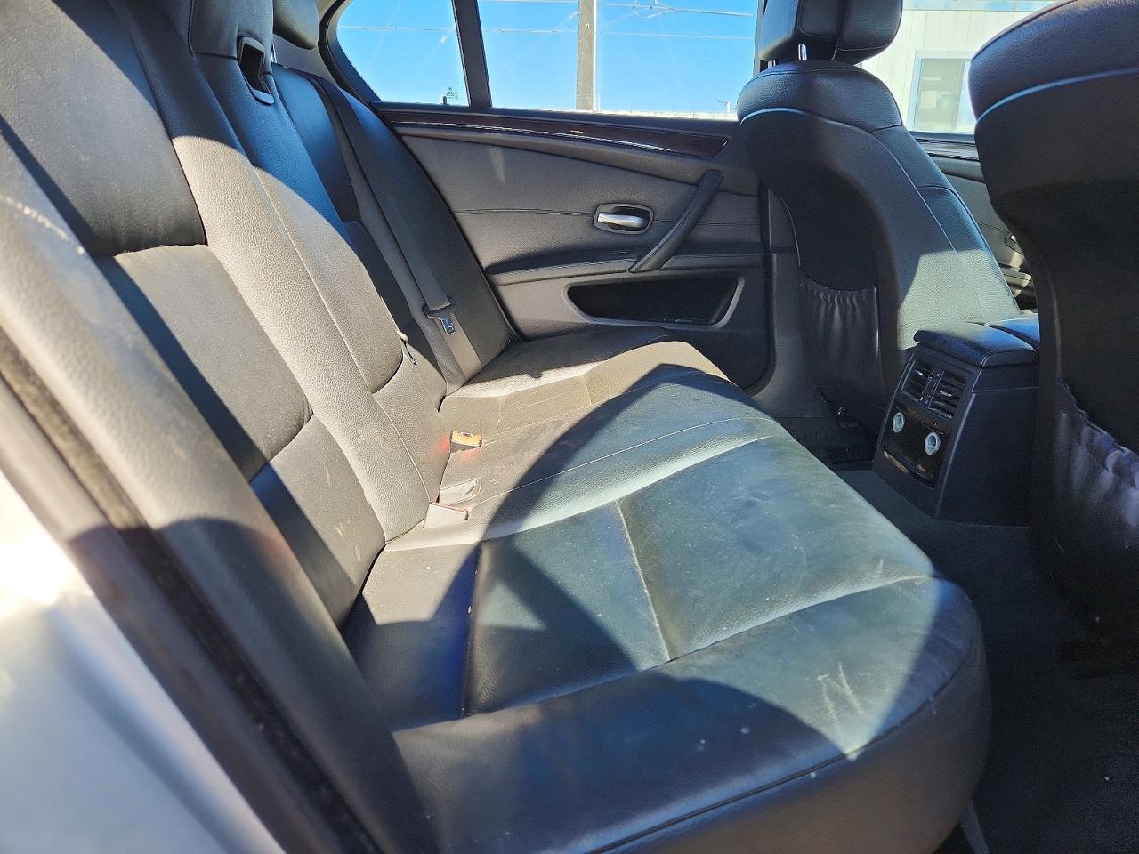 2010 Bmw 528 I Серебряный vin: WBANU5C52AC441723