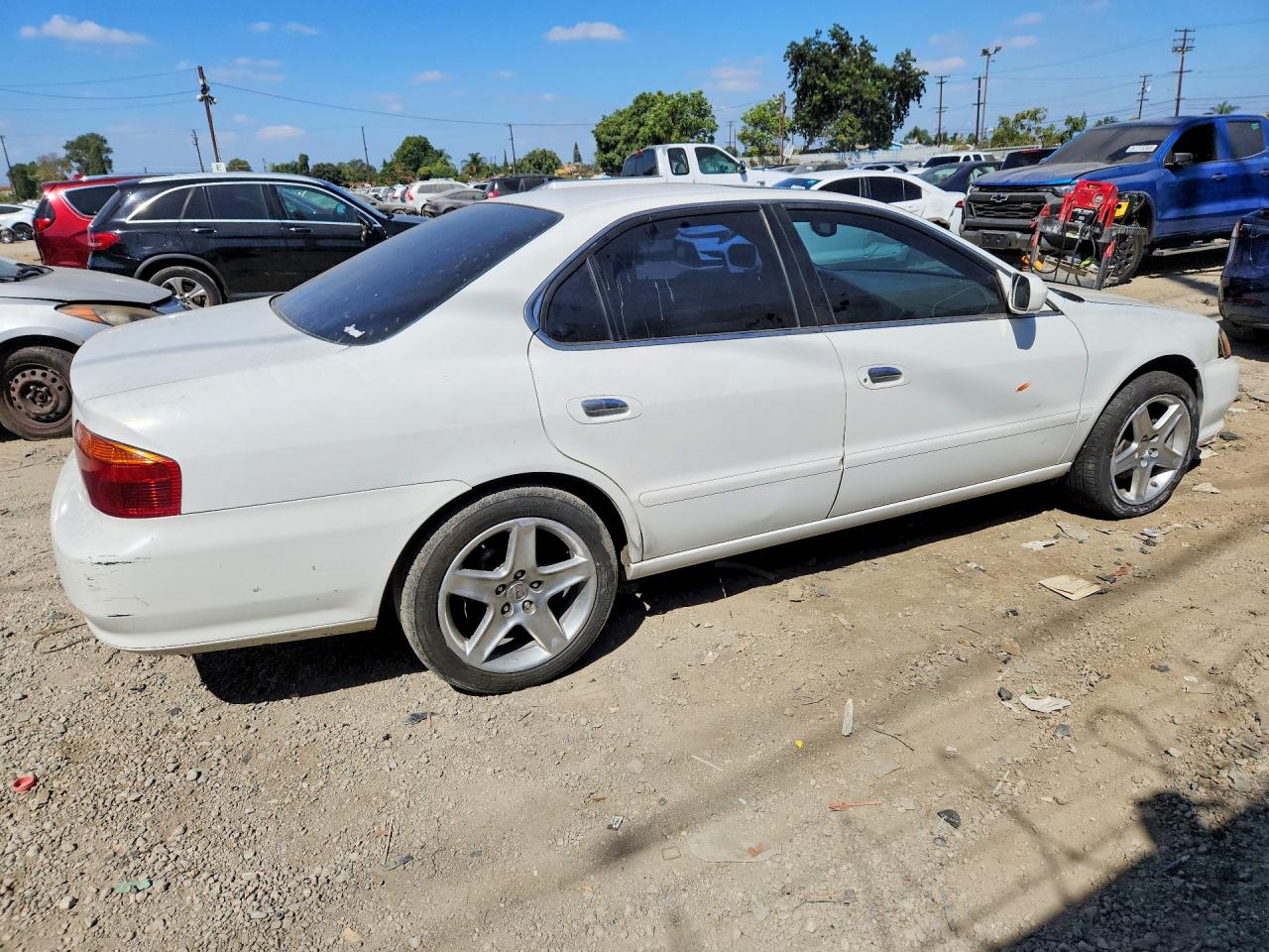 2000 Acura 3.2tl White vin: 19UUA5668YA050904
