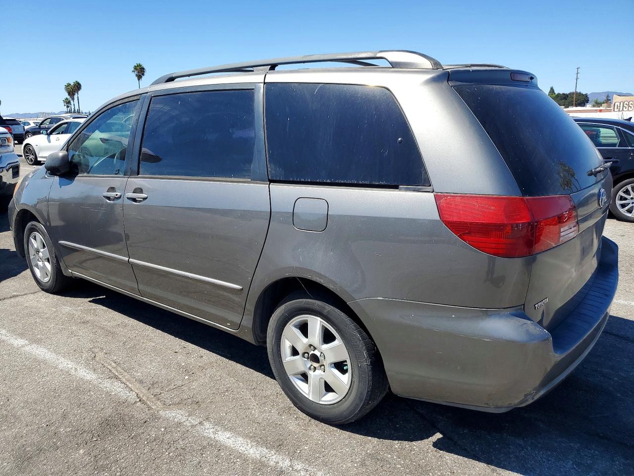 2005 Toyota Sienna Le 7 Passenger Серый vin: 5TDZA23C95S231327