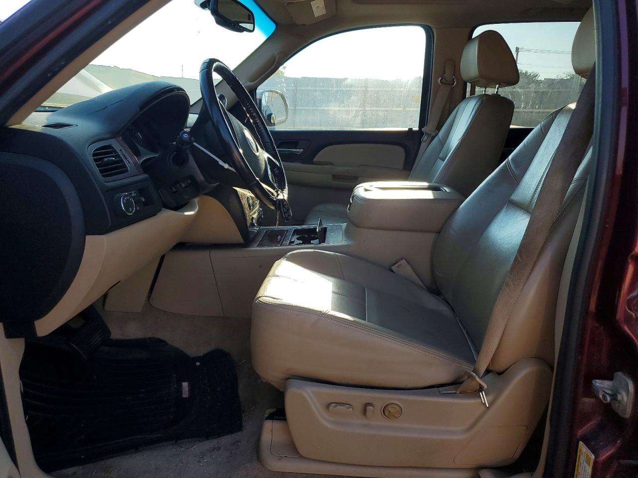 2008 Chevrolet Suburban C1500 Ls Burgundy vin: 3GNFC16078G198038