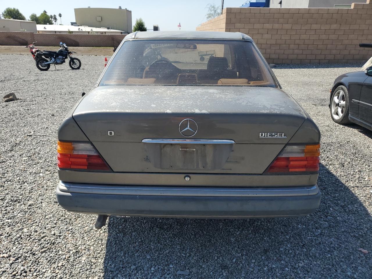 1995 Mercedes-benz E 300d Серый vin: WDBEB31E7SC086225