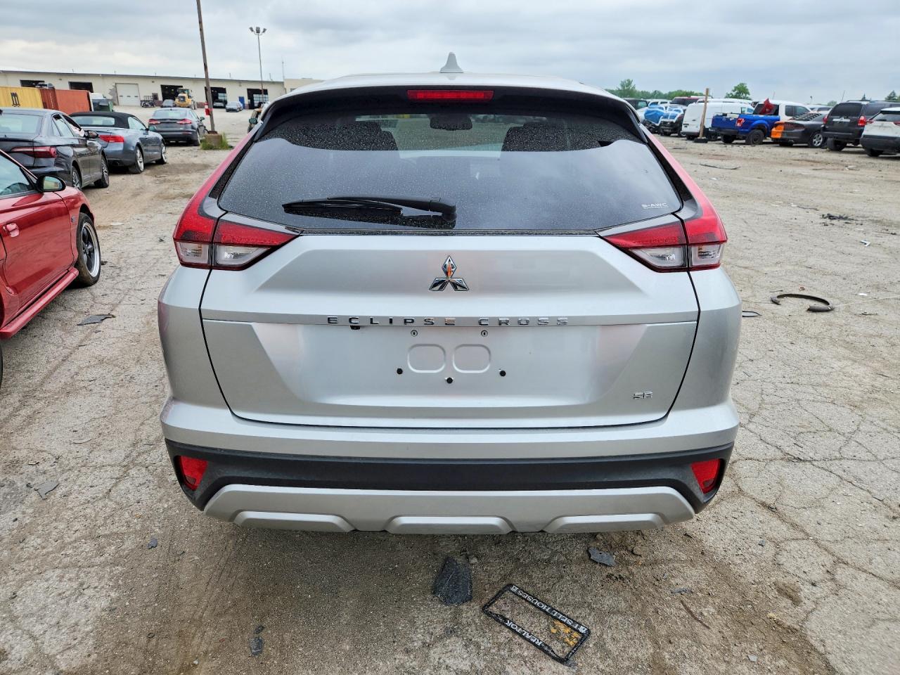 2025 Mitsubishi Eclipse Cross Se Серебряный vin: JA4ATWAA8SZ044844