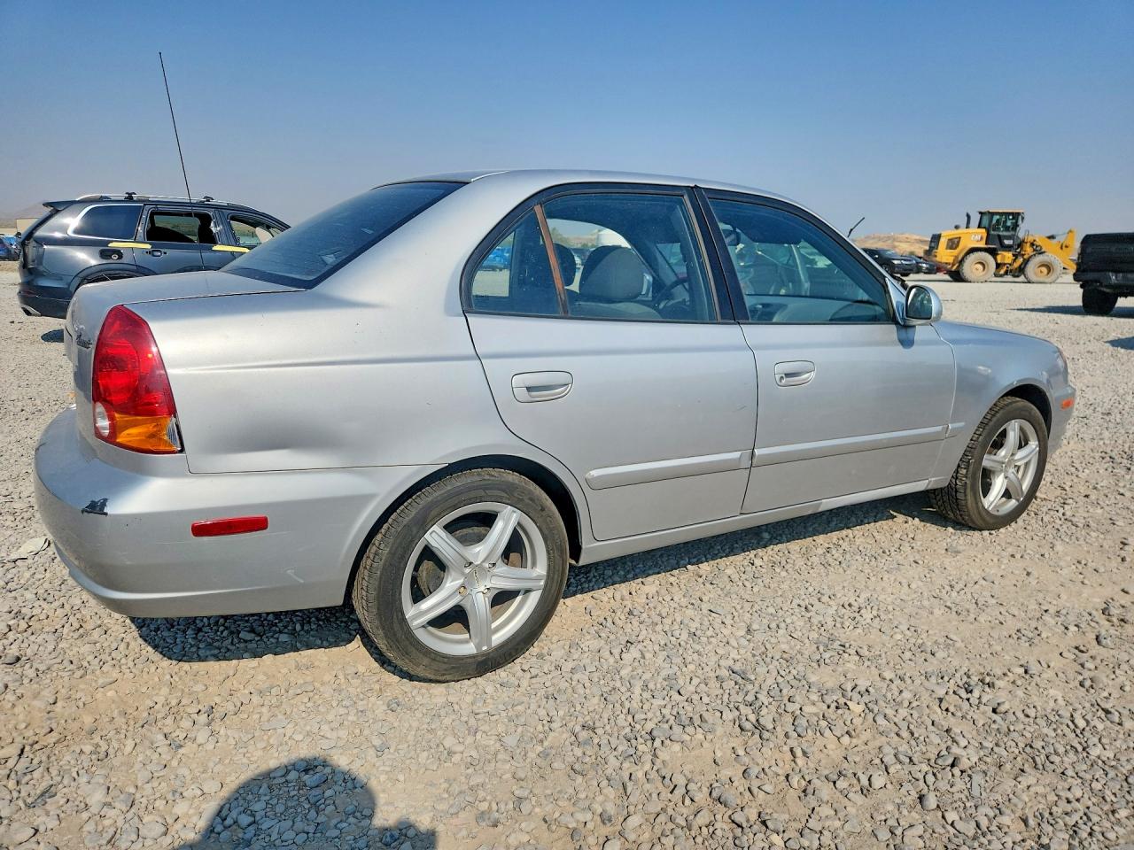 2005 Hyundai Accent Gls Silver vin: KMHCG45C05U578484