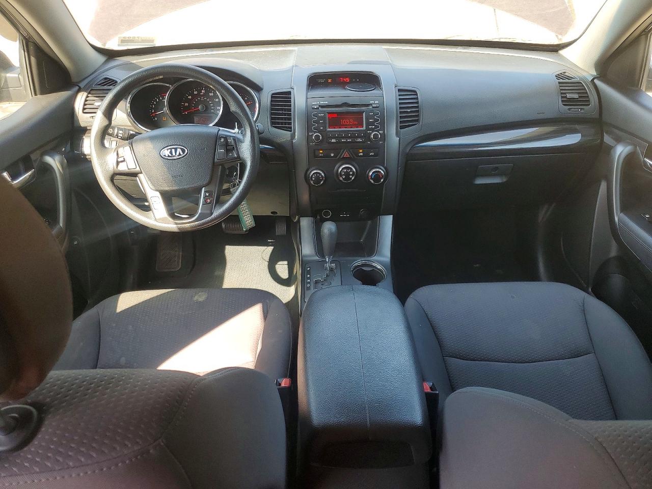 2011 Kia Sorento Lx Burgundy vin: 5XYKTCA18BG074529