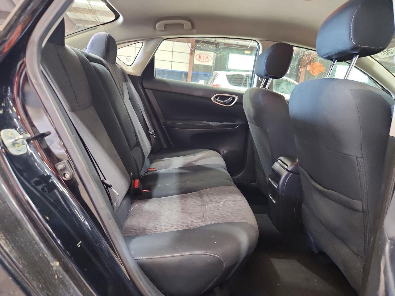 2015 Nissan Sentra Sv Black vin: 3N1AB7APXFL673962
