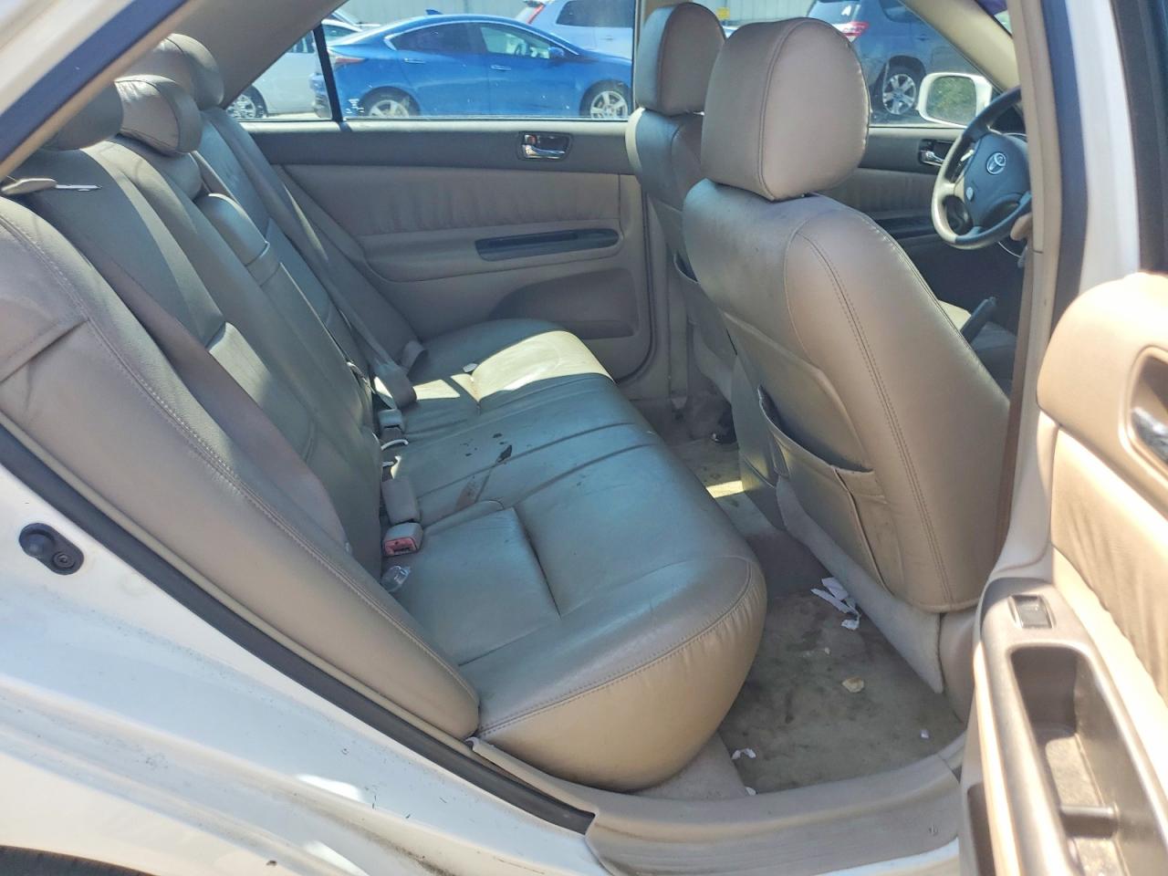 2005 Toyota Camry Le White vin: 4T1BE32K85U383756