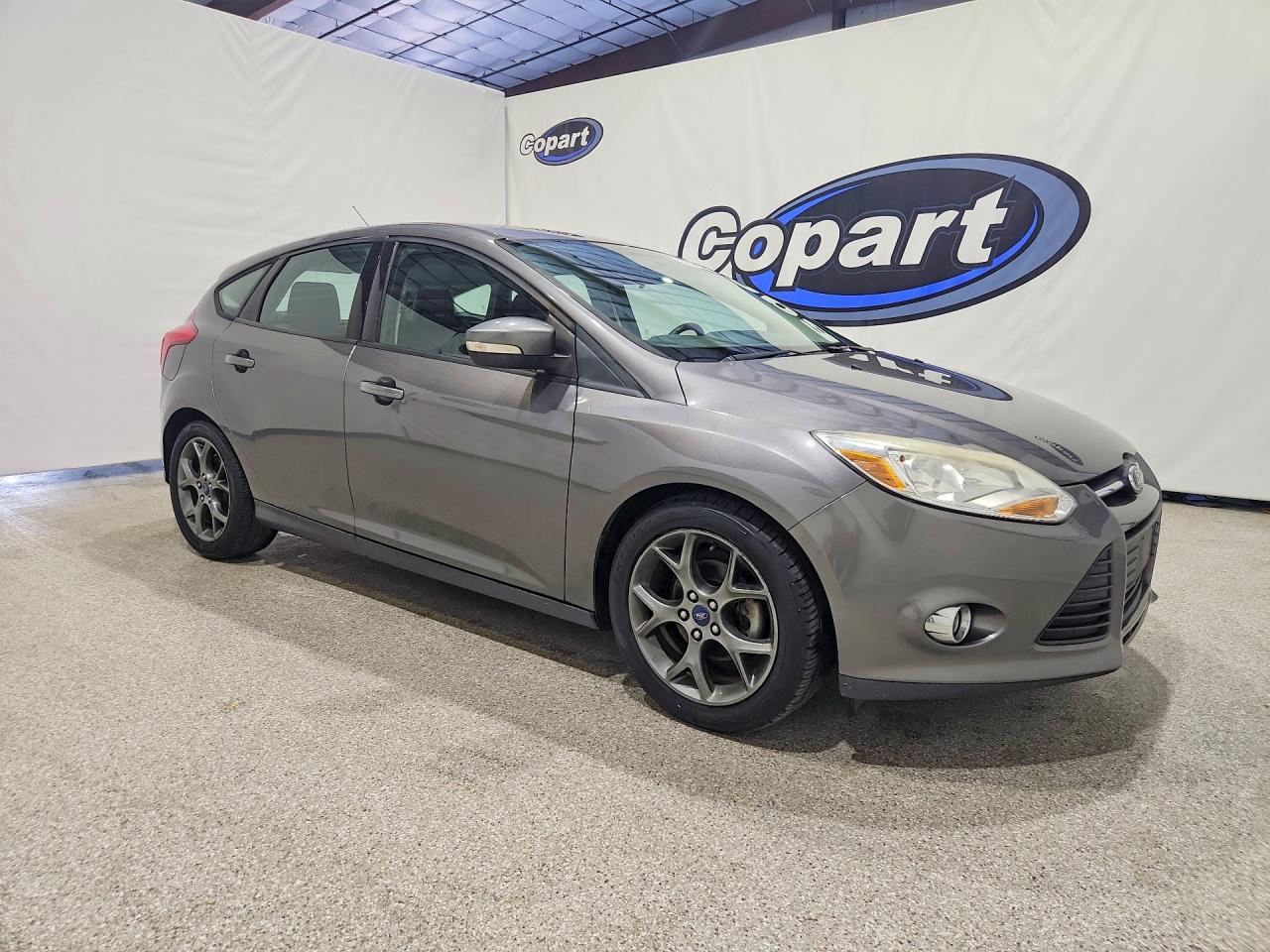 2013 Ford Focus Se Угольный vin: 1FADP3K24DL270484