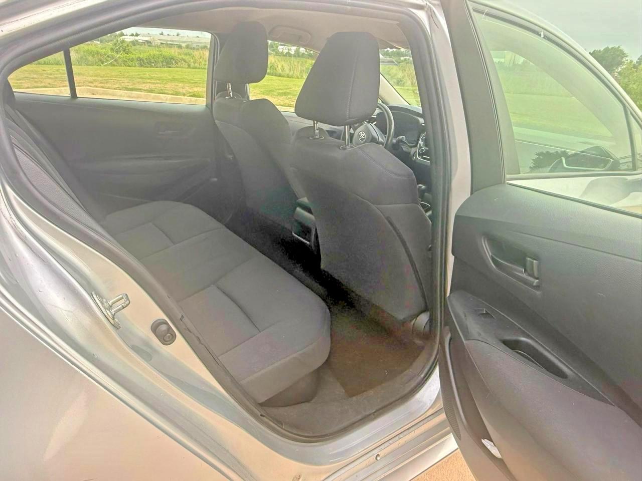 2022 Toyota Corolla Hybrid Le Серебряный vin: JTDEAMDE3N3008597