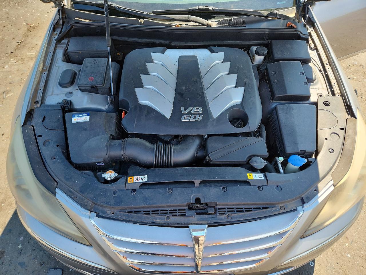 2013 Hyundai Genesis 5.0l Silver vin: KMHGC4DH7DU227046