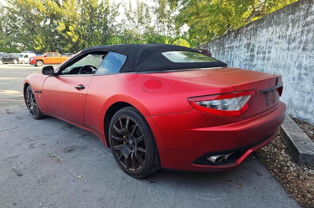 2011 Maserati Granturismo S Red vin: ZAM45KMA3B0057339