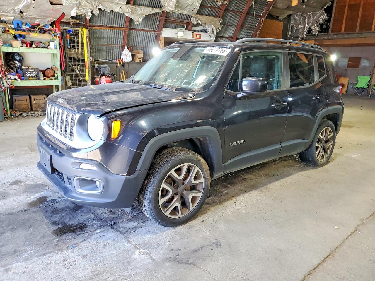 2015 Jeep Renegade Latitude Black vin: ZACCJBBT1FPB31616