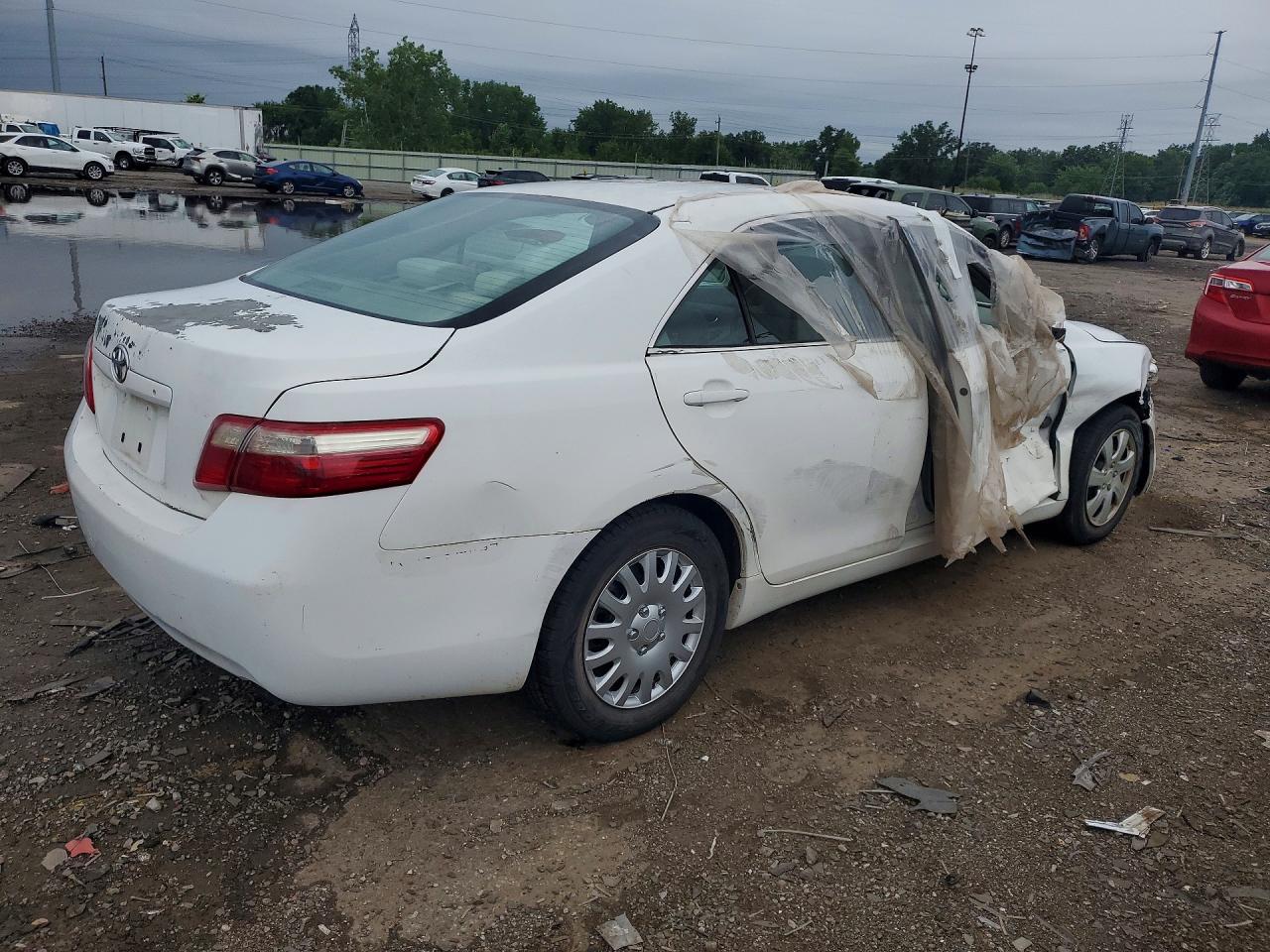 2009 Toyota Camry Base White vin: 4T1BE46K69U876566