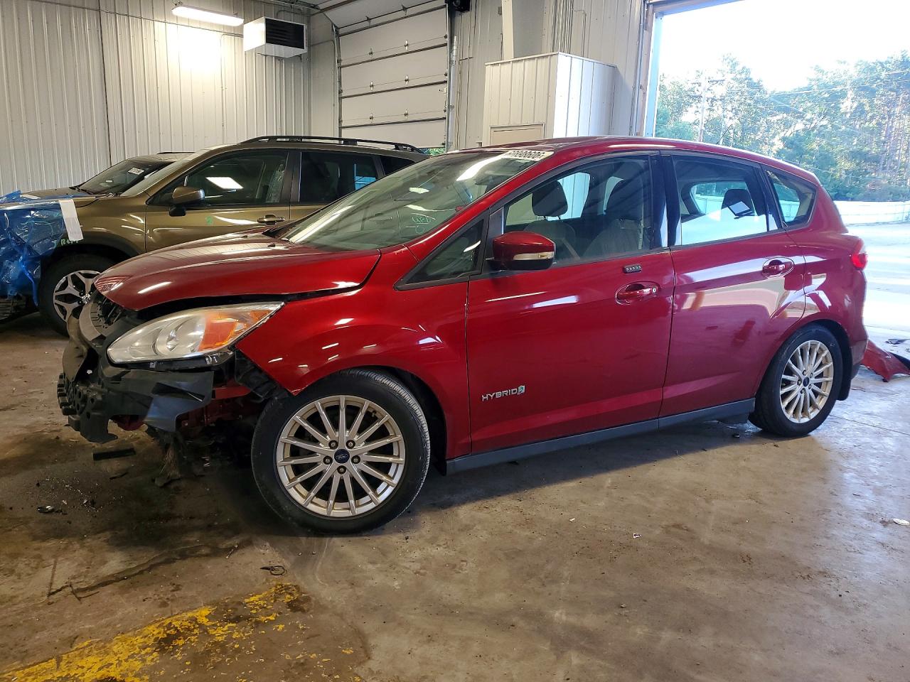 2015 Ford C-max Se Red vin: 1FADP5AUXFL109493