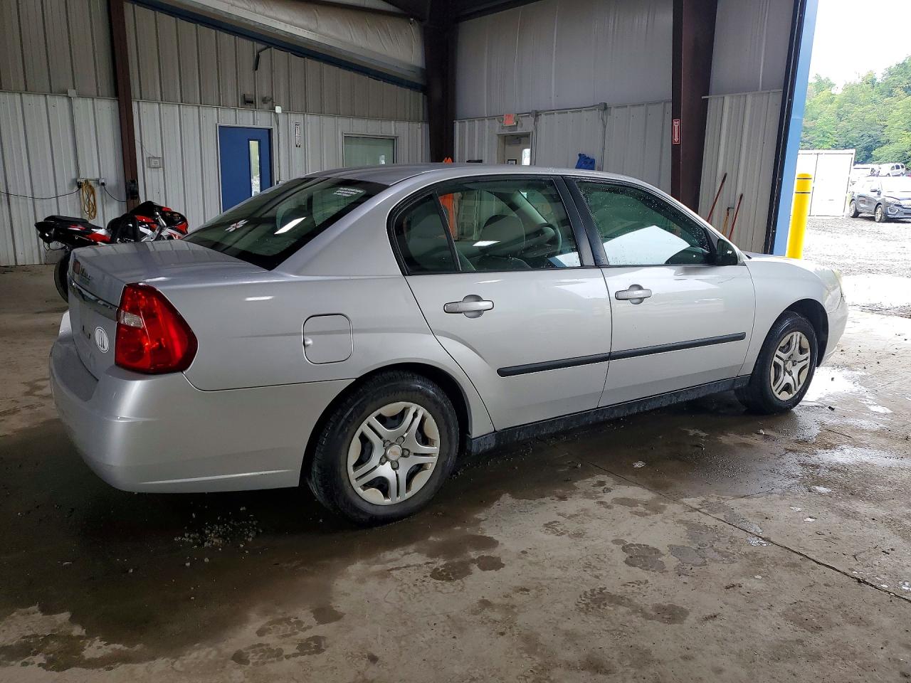 2004 Chevrolet Malibu Silver vin: 1G1ZS52F44F226439