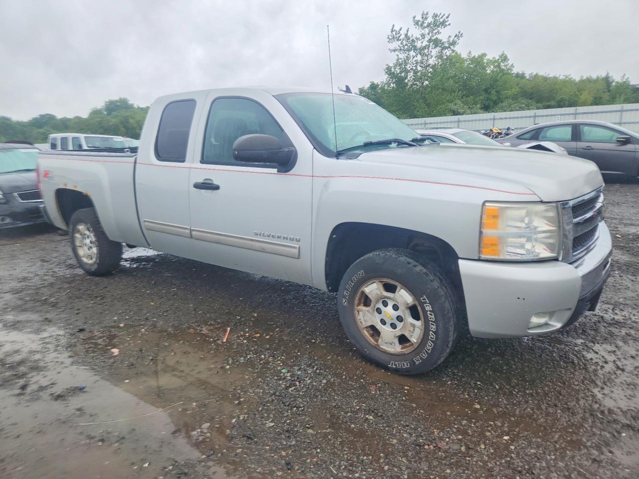 2011 Chevrolet Silverado K1500 Lt Silver vin: 1GCRKSE31BZ205888