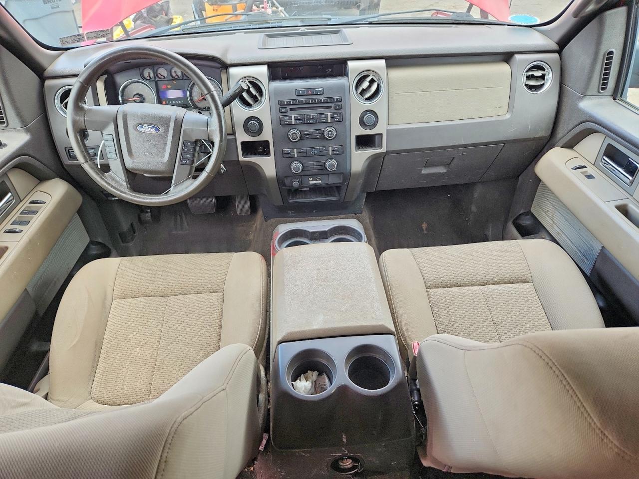 2010 Ford F150 Super Cab Red vin: 1FTFX1EV2AFA60182