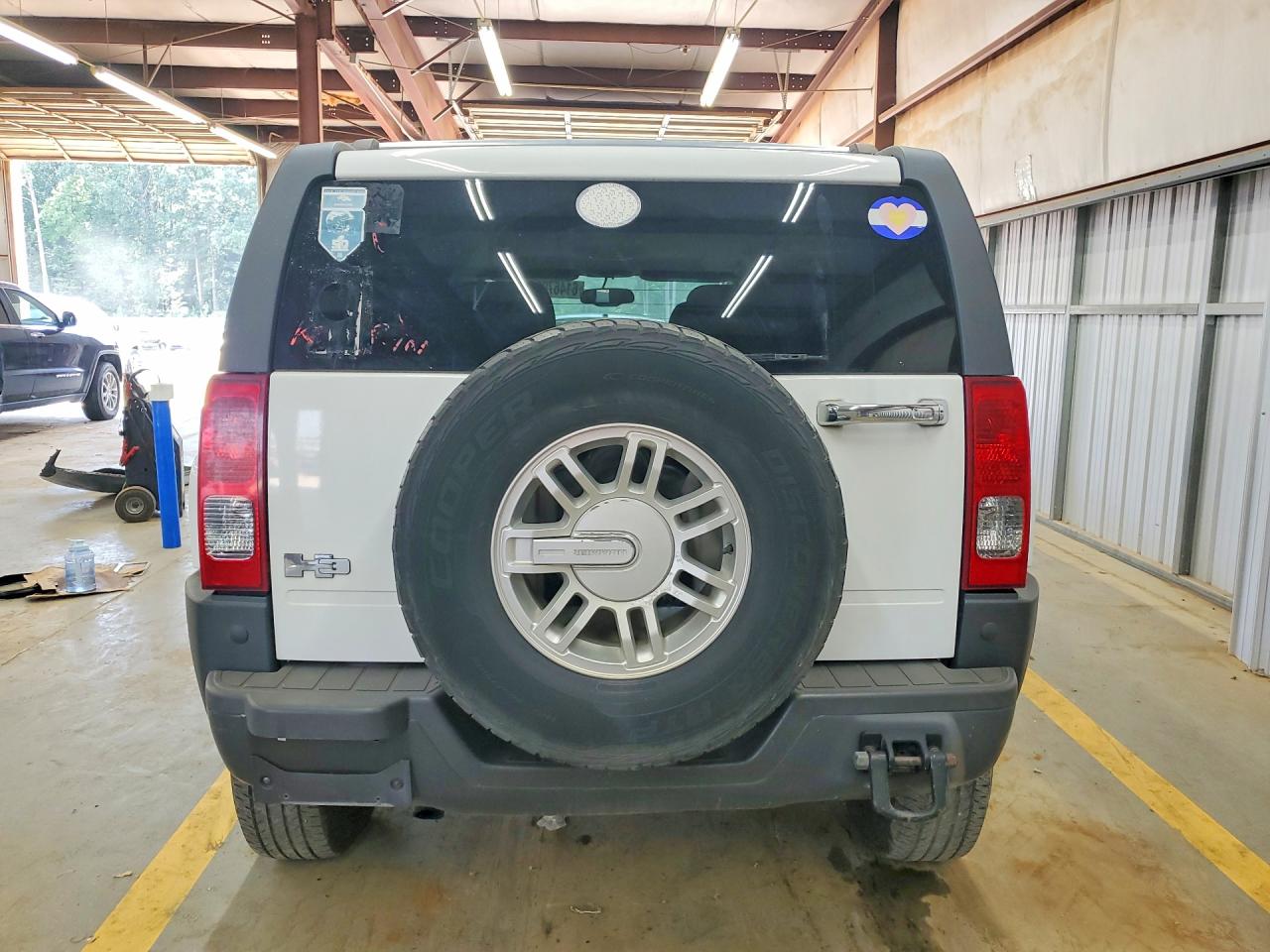 2009 Hummer H3 Белый vin: 5GTEN13E798146732