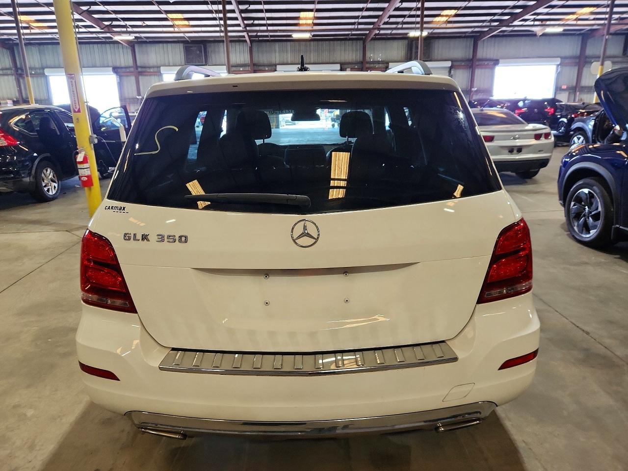 2015 Mercedes-benz Glk 350 White vin: WDCGG5HB8FG437638