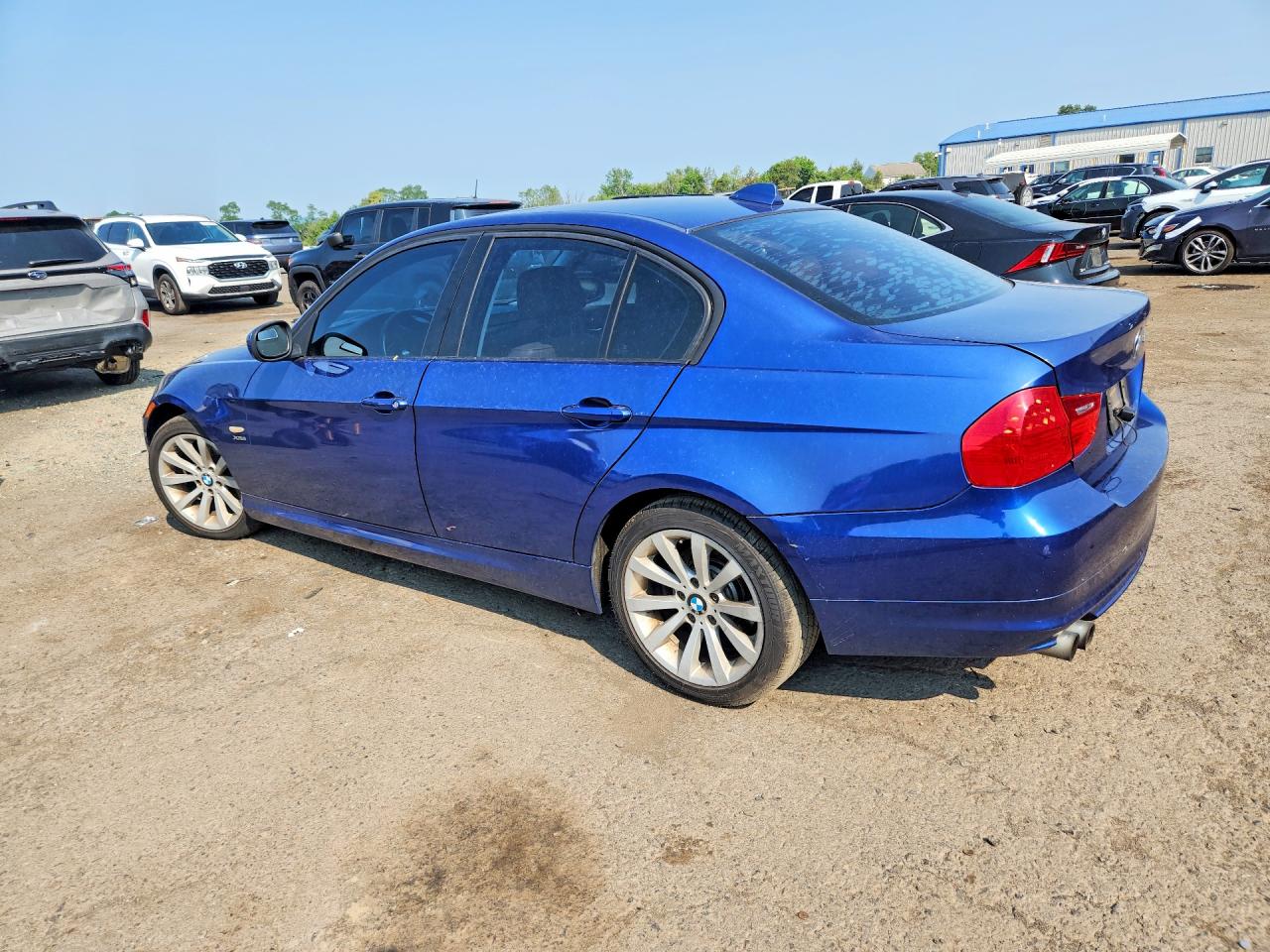 2010 Bmw 328 Xi Sulev Blue vin: WBAPK5C50AA646435