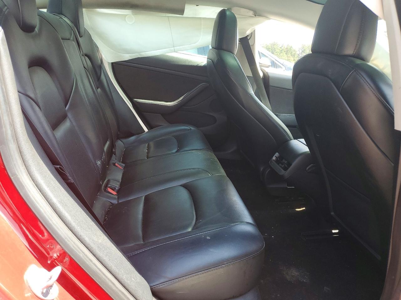 2023 Tesla Model 3 Красный vin: 5YJ3E1EA3PF453899
