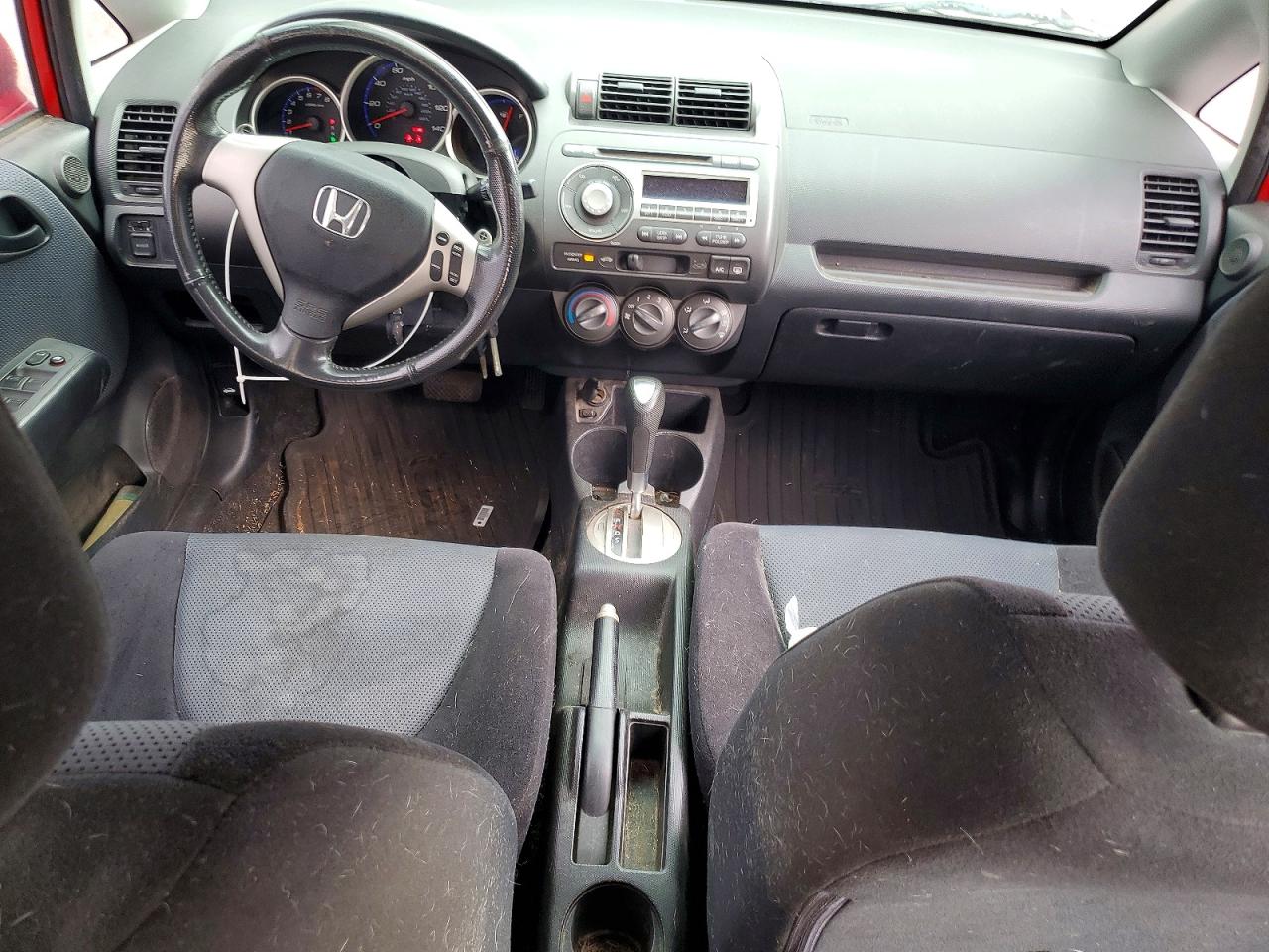 2008 Honda Fit Sport Red vin: JHMGD386X8S038556