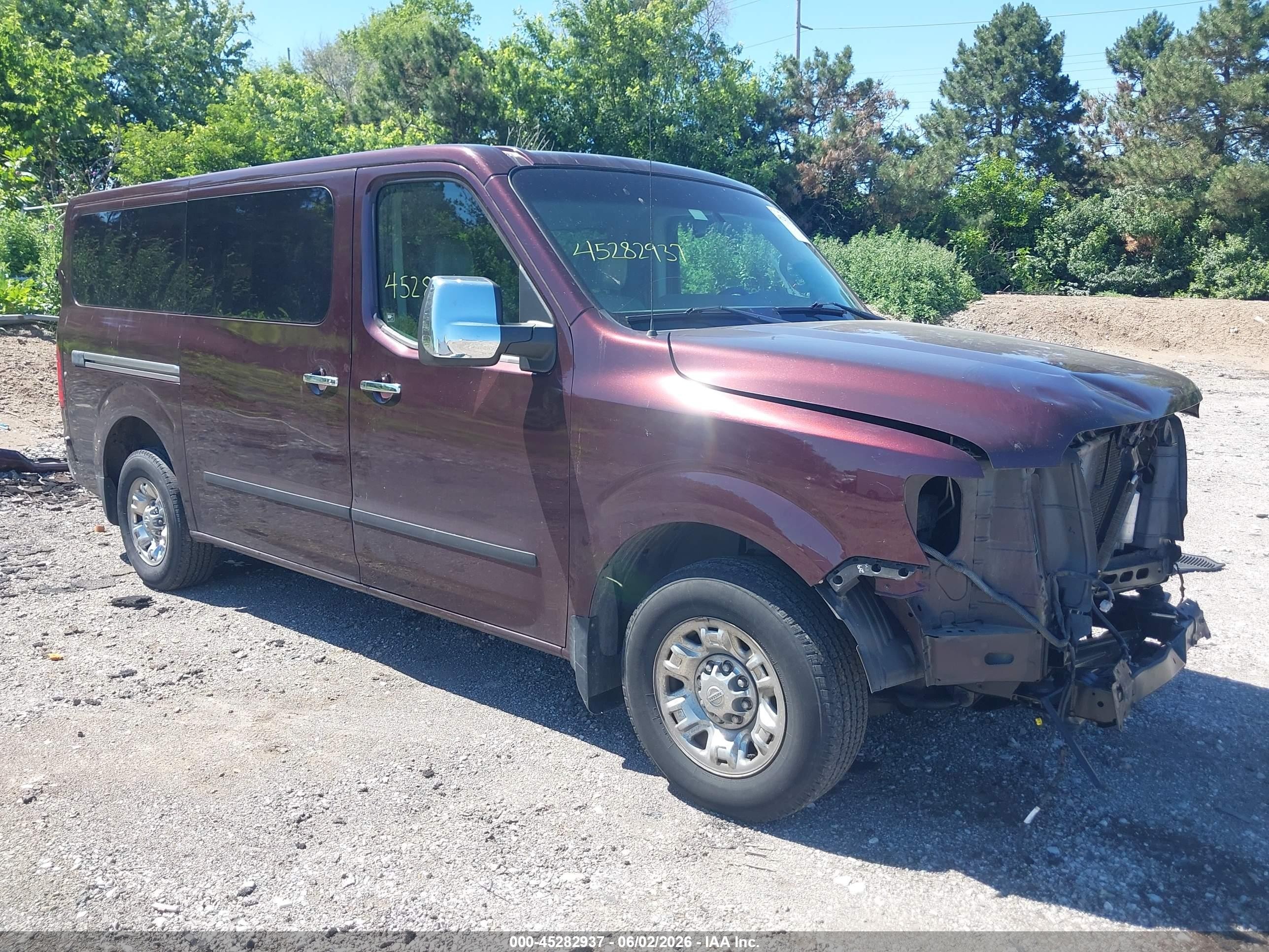 2013 Nissan Nv Passenger Nv3500 Hd Sl V8 Burgundy vin: 5BZAF0AA0DN201870