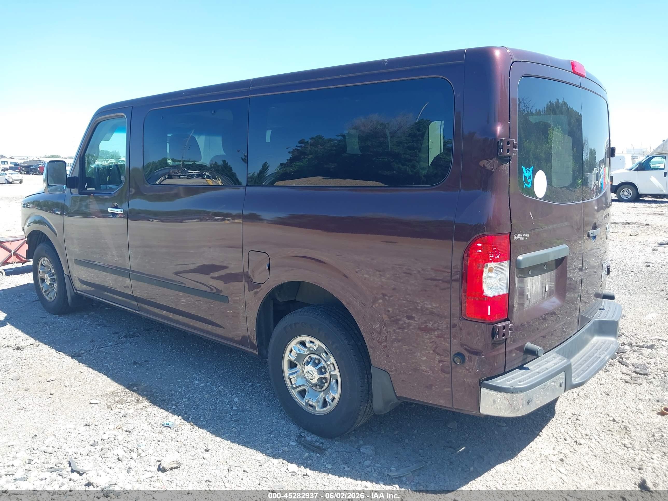 2013 Nissan Nv Passenger Nv3500 Hd Sl V8 Burgundy vin: 5BZAF0AA0DN201870
