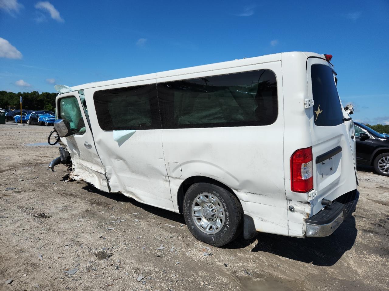 2012 Nissan Nv 3500 S White vin: 5BZAF0AA1CN200564