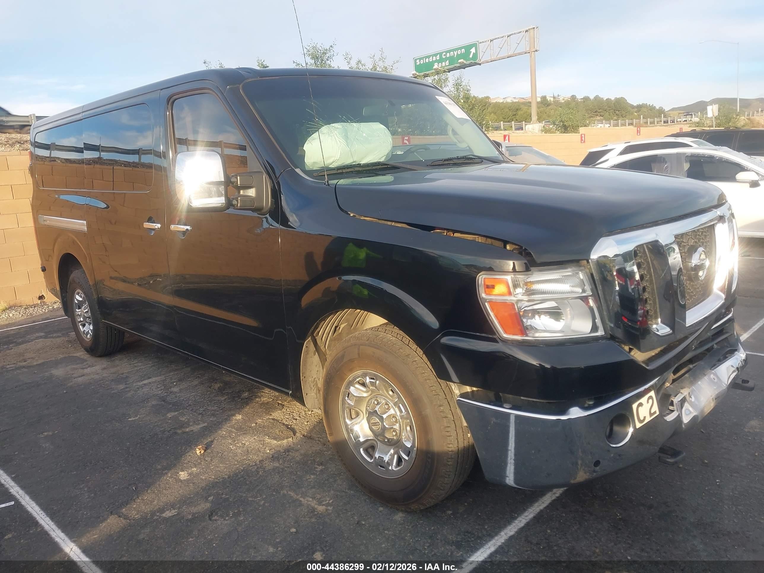 2015 Nissan Nv Passenger Nv3500 Hd Sl V8 Черный vin: 5BZAF0AA1FN850600