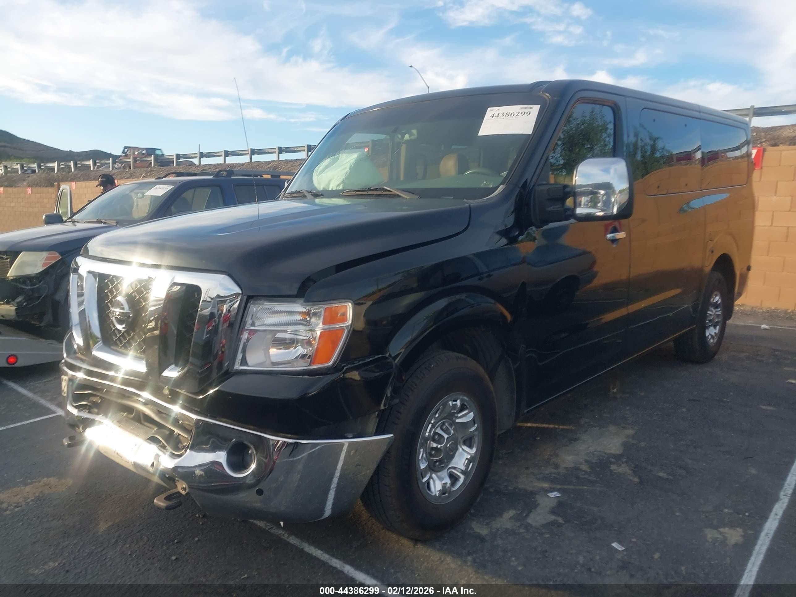 2015 Nissan Nv Passenger Nv3500 Hd Sl V8 Black vin: 5BZAF0AA1FN850600
