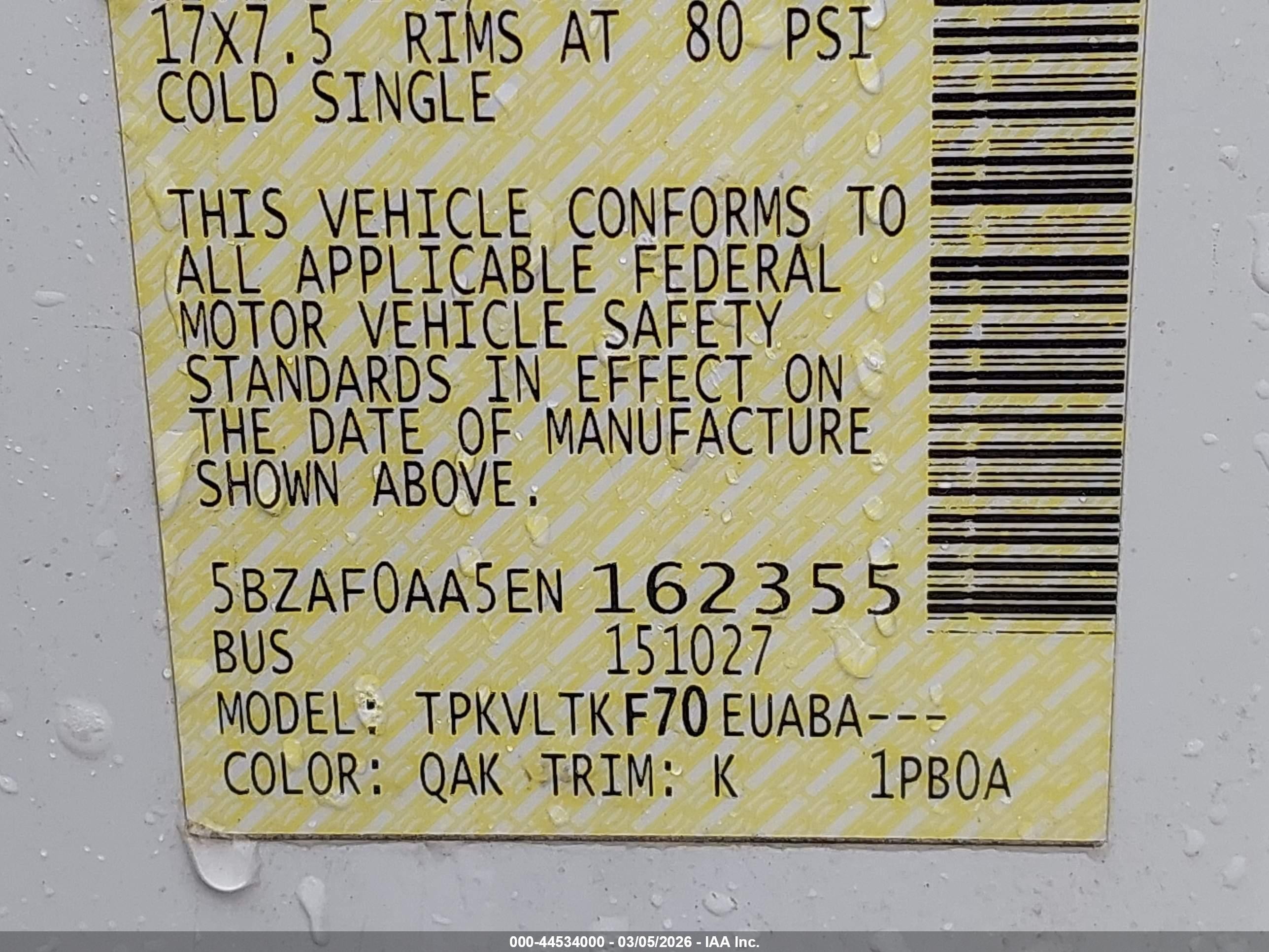 2014 Nissan Nv Passenger Nv3500 Hd Sv V8 White vin: 5BZAF0AA5EN162355