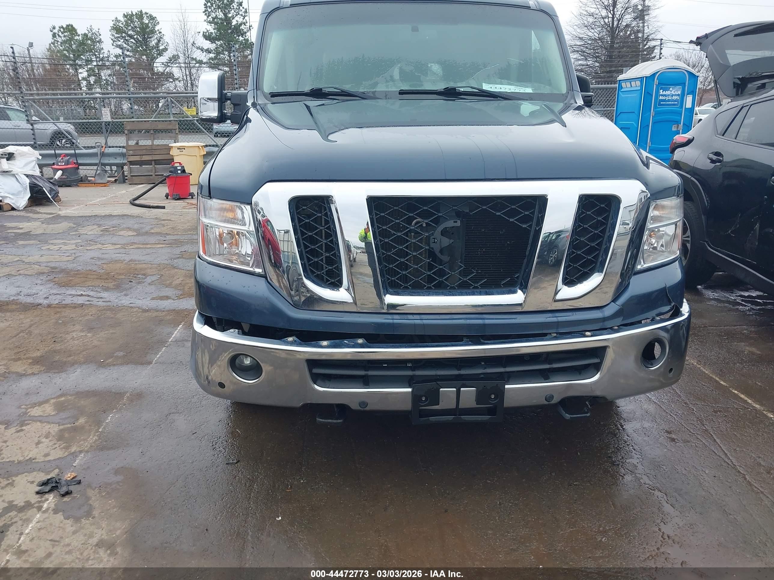 2015 Nissan Nv Passenger Nv3500 Hd Sl V8 Blue vin: 5BZAF0AA6FN850463