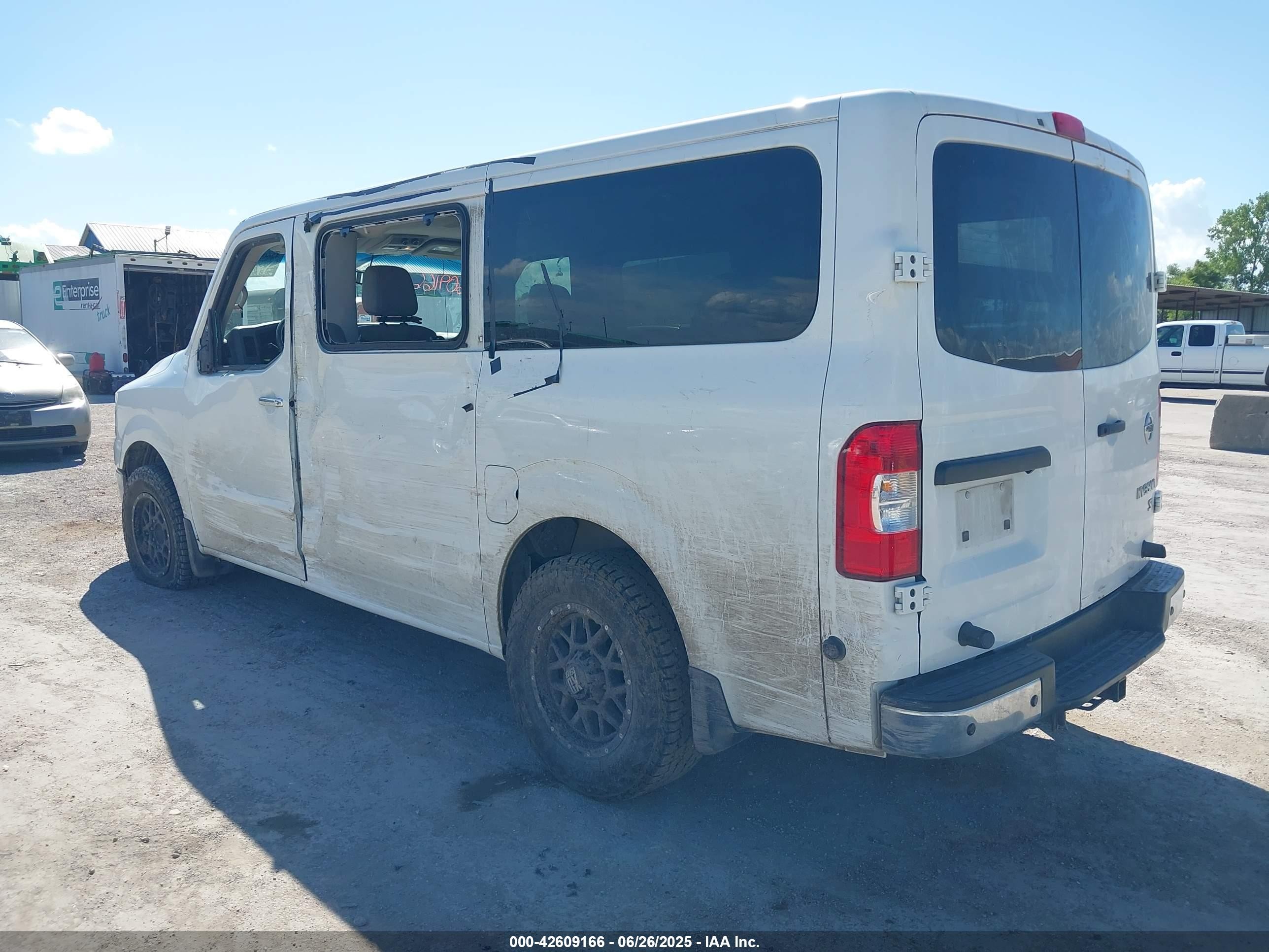 2021 Nissan Nv Passenger Nv3500 Hd Sl White vin: 5BZAF0AA6MN850833