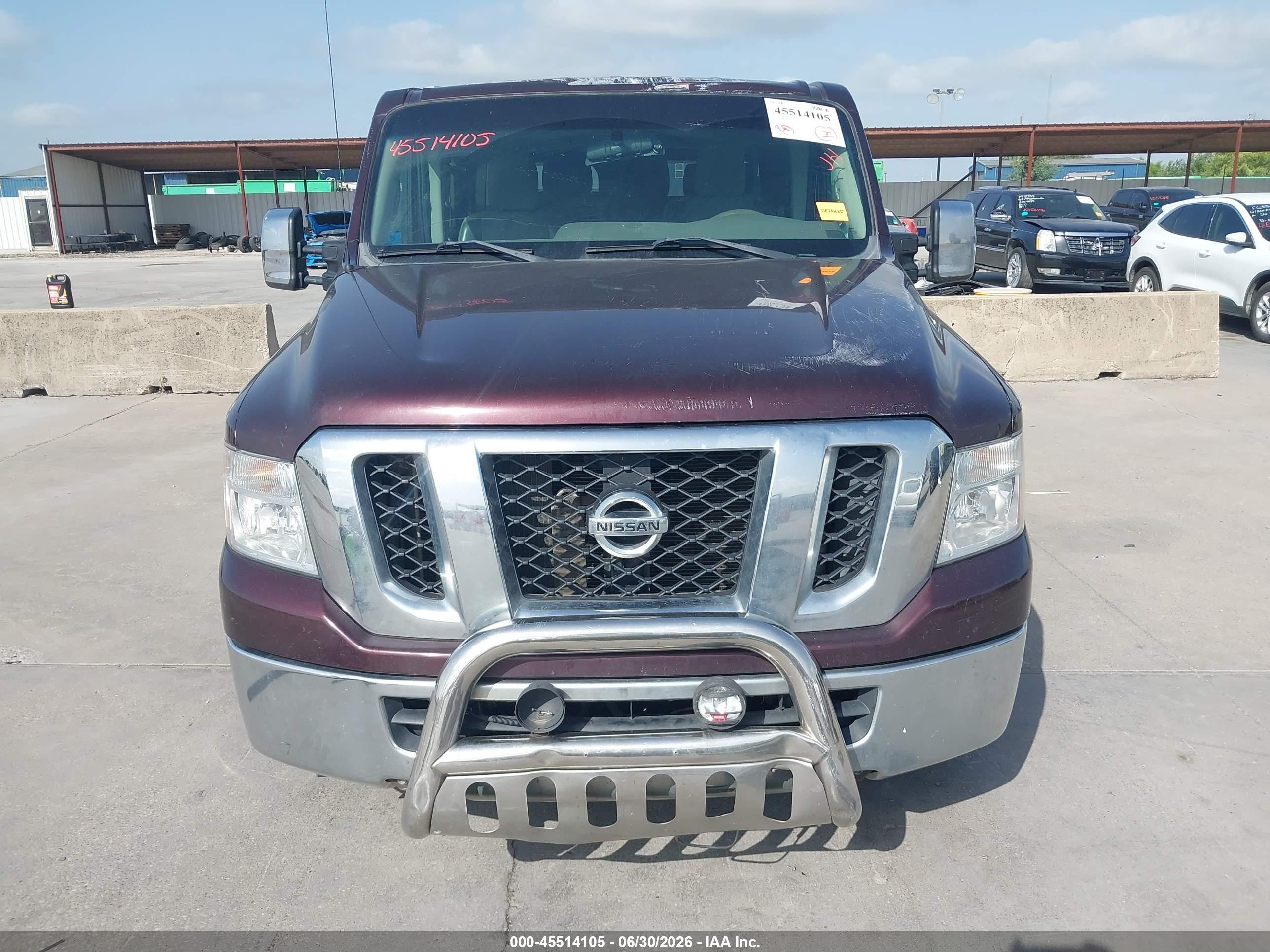 2013 Nissan Nv Passenger Nv3500 Hd Sv V8 Burgundy vin: 5BZAF0AA8DN202085