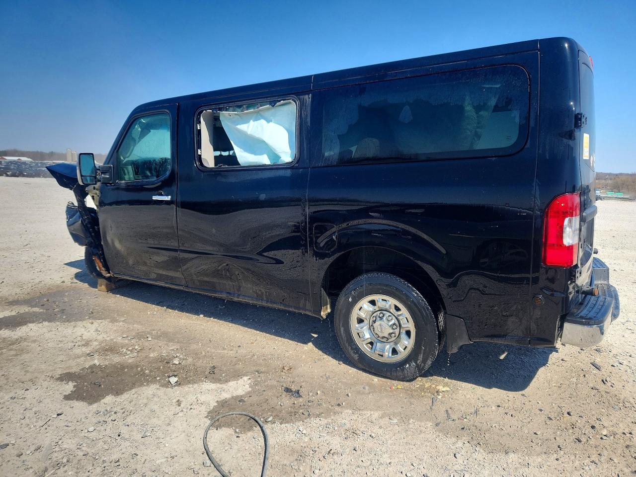 2015 Nissan Nv 3500 Hd Sl Black vin: 5BZAF0AA8FN850657