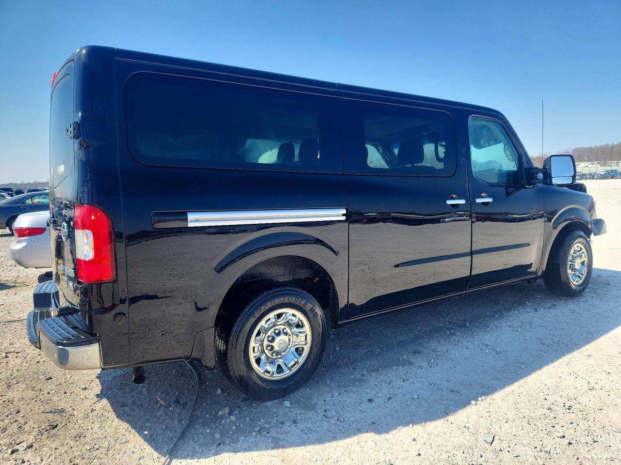 2015 Nissan Nv 3500 Hd Sl Black vin: 5BZAF0AA8FN850657