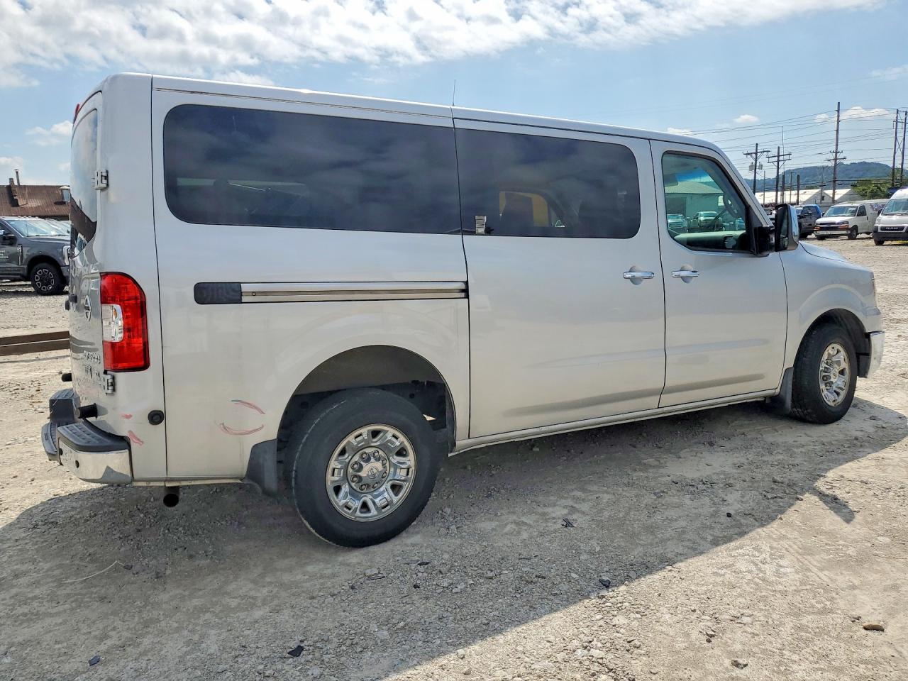 2014 Nissan Nv 3500 Hd S Silver vin: 5BZAF0AA9EN162293