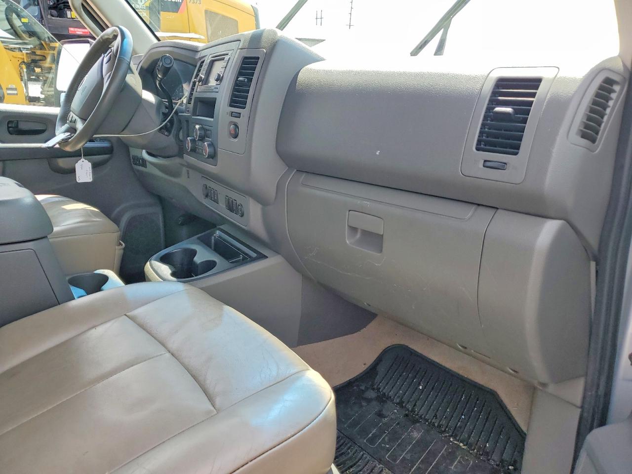 2014 Nissan Nv 3500 Hd S Silver vin: 5BZAF0AA9EN162293