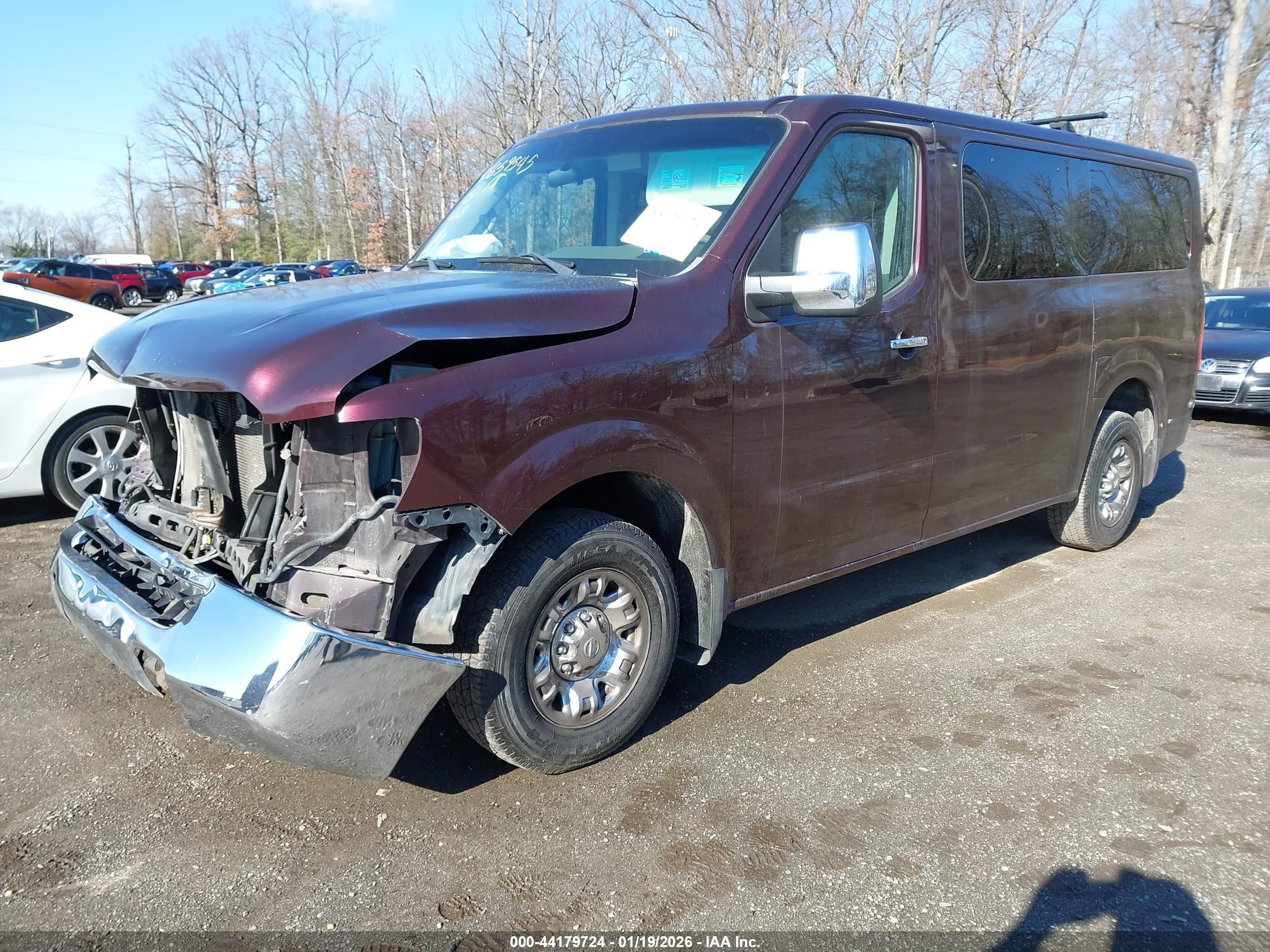 2015 Nissan Nv Passenger Nv3500 Hd Sv V6 Burgundy vin: 5BZBF0AA1FN851136