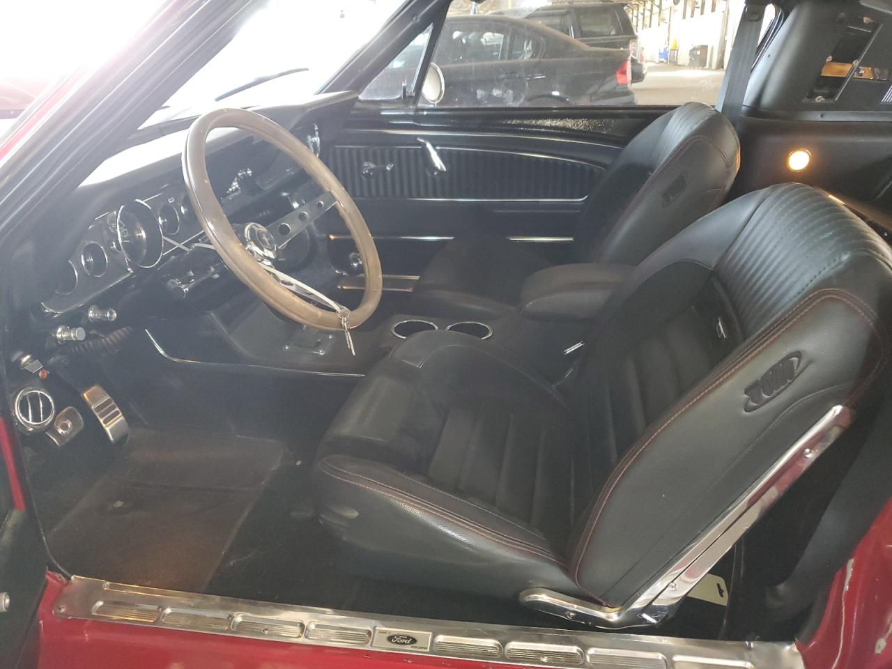 1965 Ford Uk Red vin: 5F09C792657