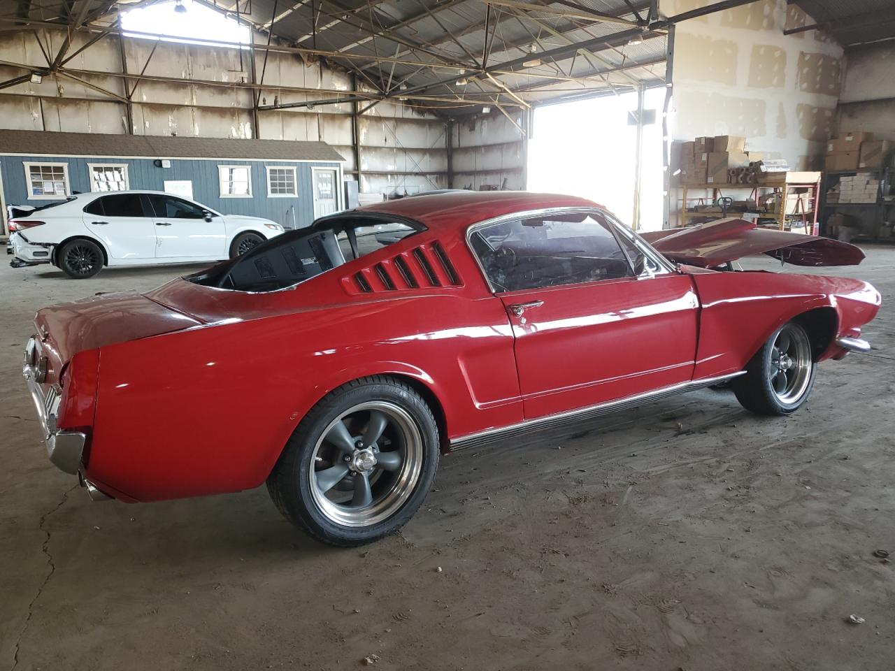 1965 Ford Uk Red vin: 5F09C792657