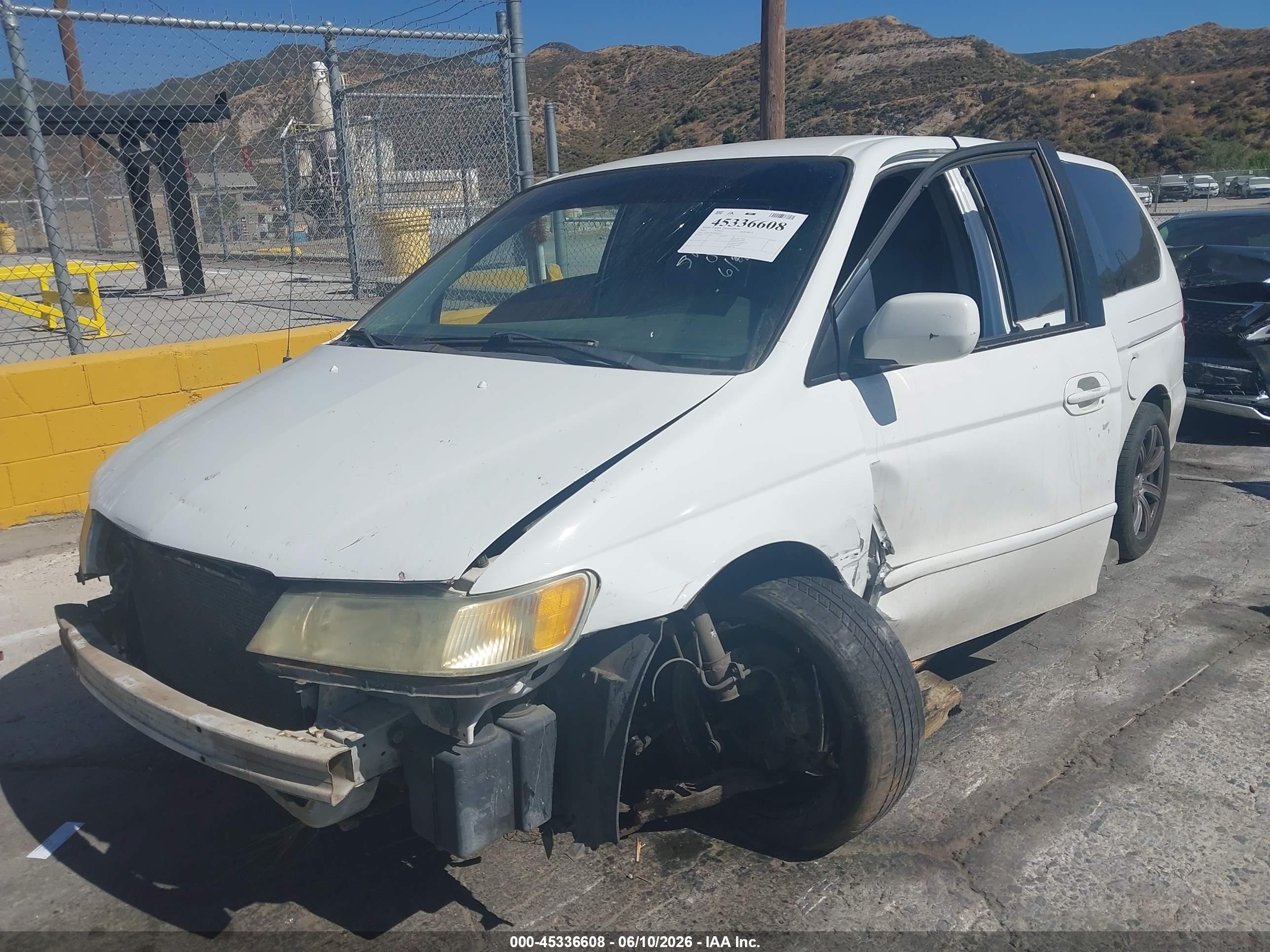 2004 Honda Odyssey Ex-l White vin: 5FNRL18024B046459