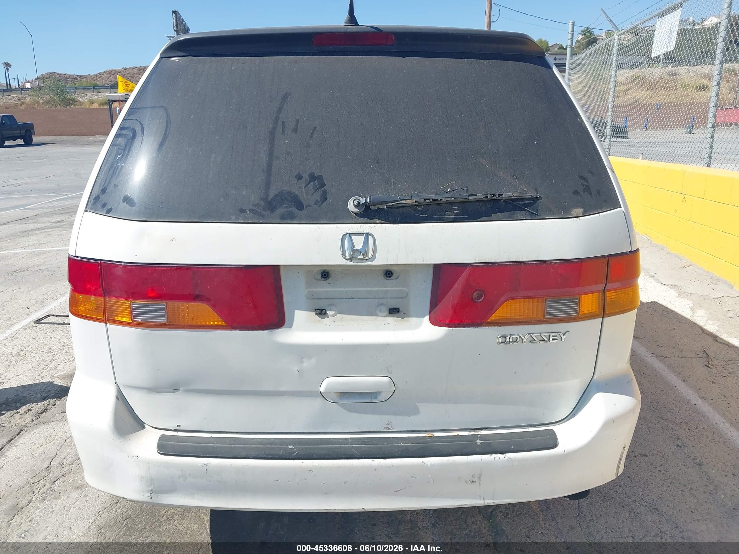 2004 Honda Odyssey Ex-l White vin: 5FNRL18024B046459