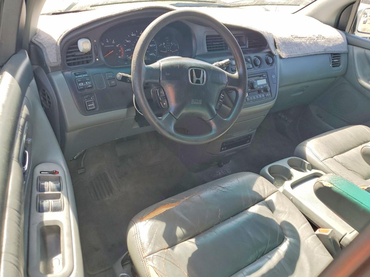 2003 Honda Odyssey Exl White vin: 5FNRL18073B111742