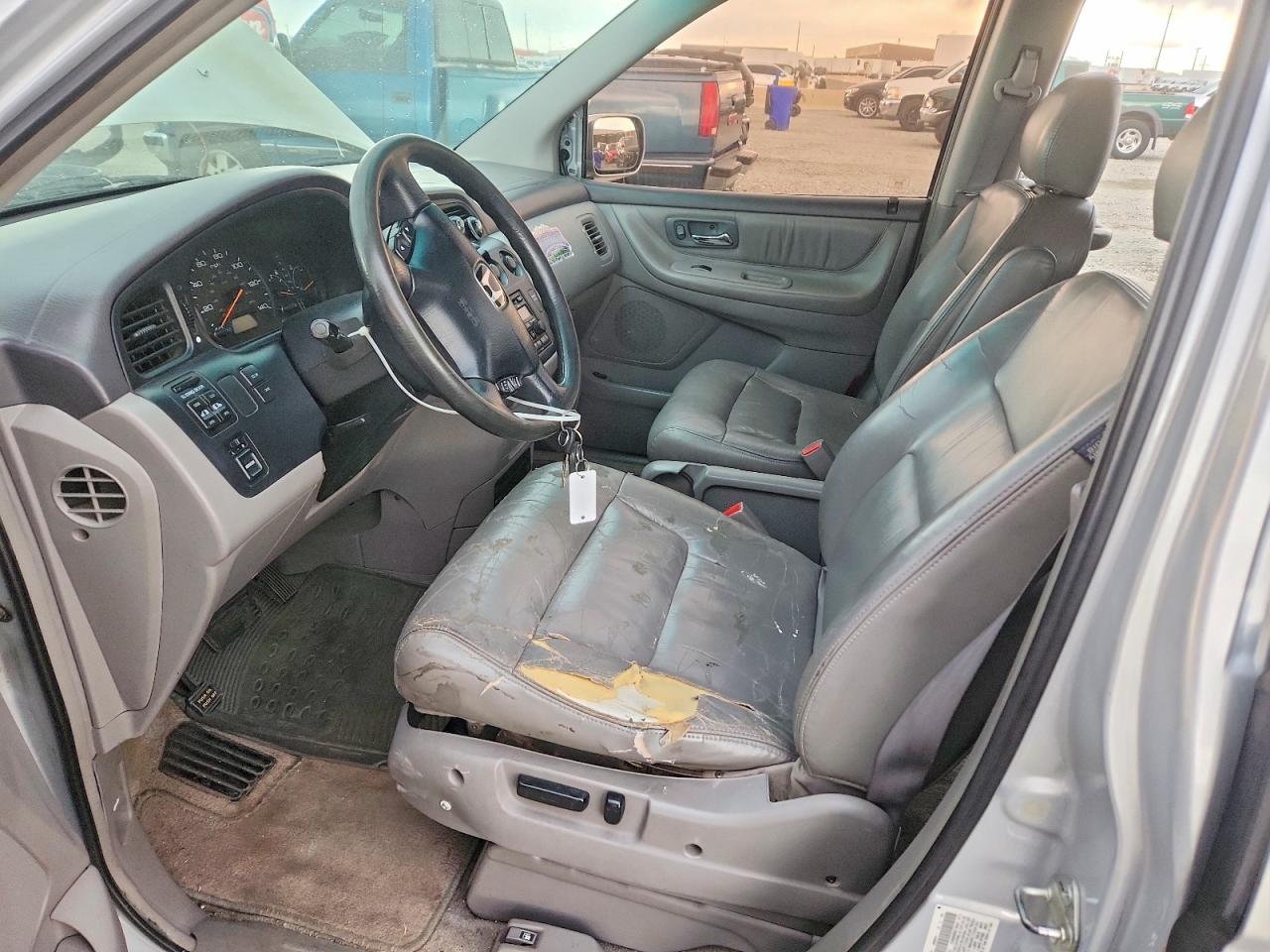 2003 Honda Odyssey Exl Silver vin: 5FNRL18093B050913