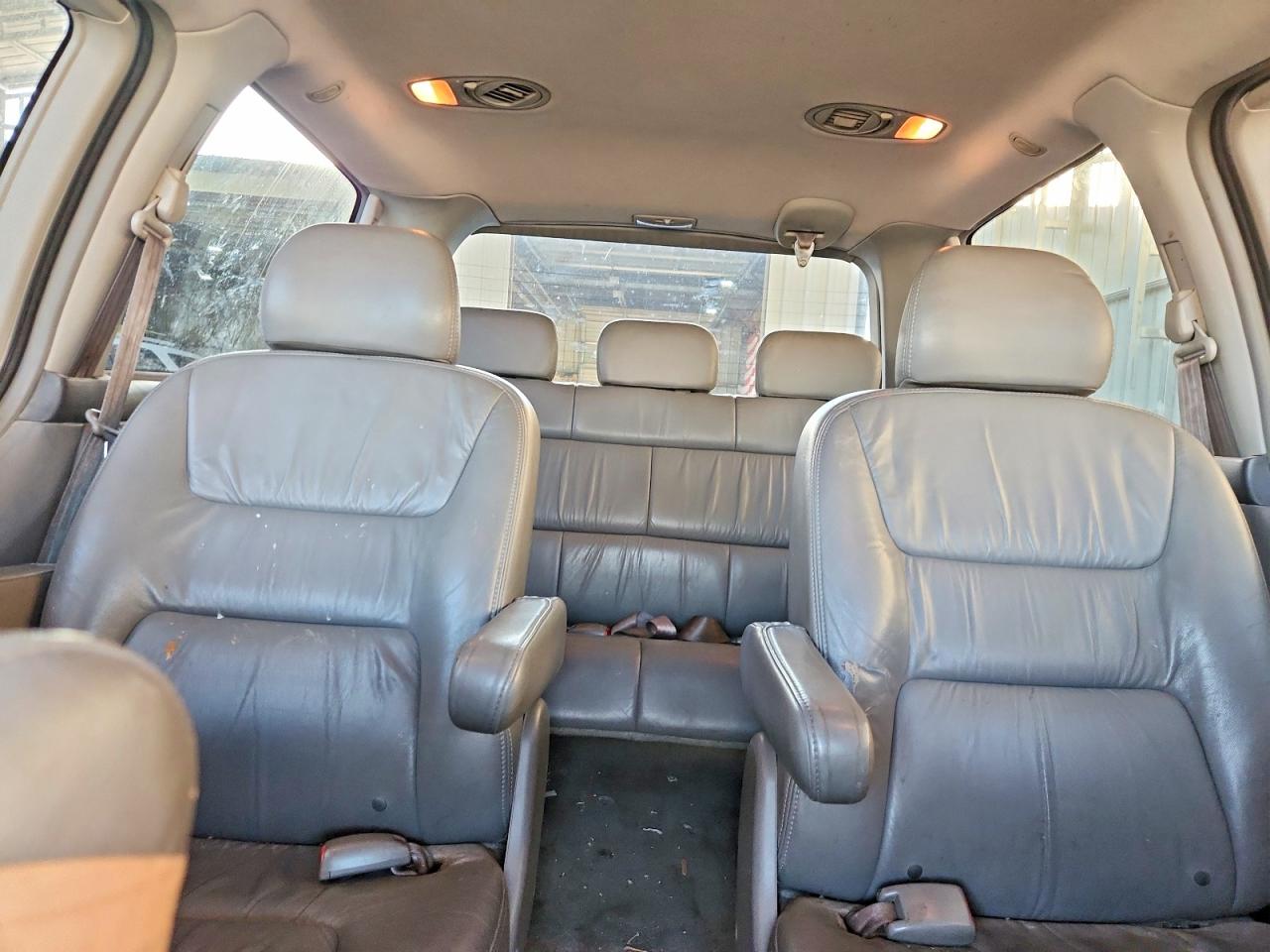 2004 Honda Odyssey Exl Silver vin: 5FNRL18094B078793